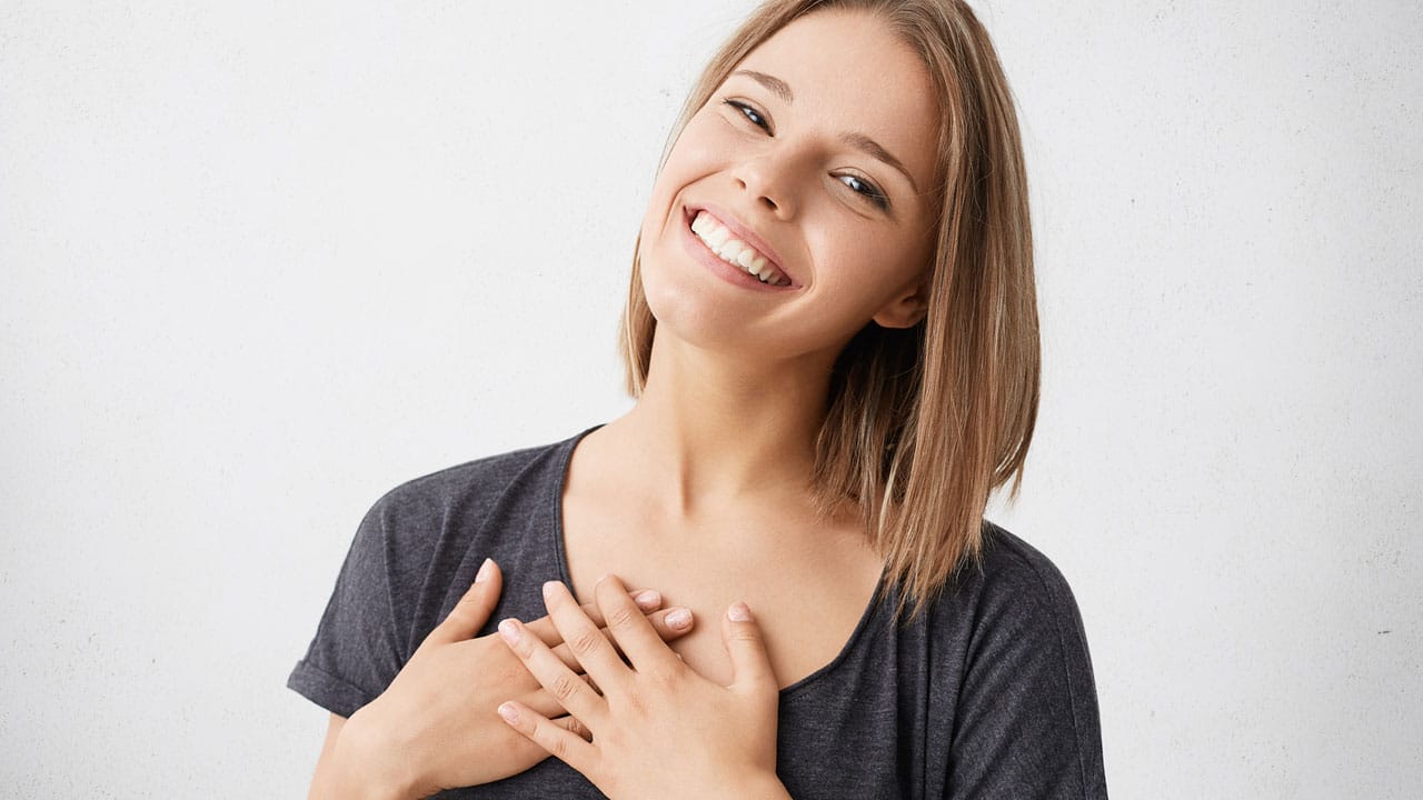 Woman smiling with white teeth